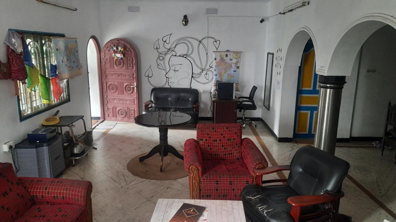 Hostel Gandhi Chennai Exterior foto